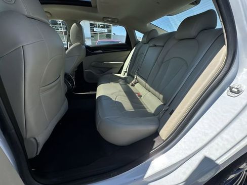 Used 2018 Buick LaCrosse Essence w/ Sun and Shade Package FWD image 26