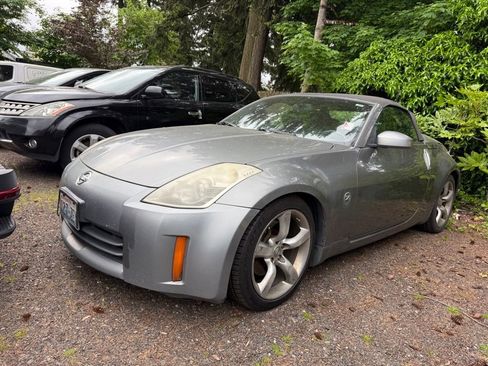 Used 2006 Nissan 350Z Touring RWD image 1