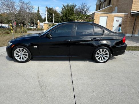 Used 2011 BMW 328i xDrive Sedan image 8
