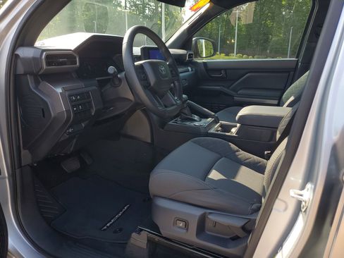 Used 2024 Toyota Tacoma SR5 RWD image 13