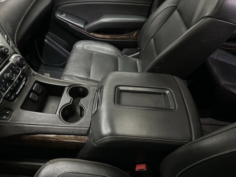 Used 2020 Chevrolet Tahoe LT image 43