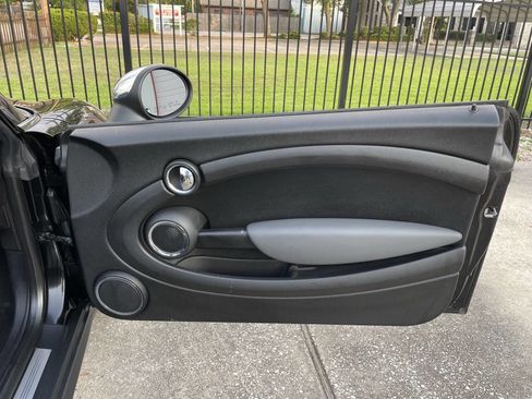 Used 2011 MINI Cooper Base 2dr Convertible image 23