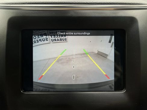 Used 2020 Jeep Cherokee Latitude Lux w/ Comfort/Convenience Group AWD/4WD image 17