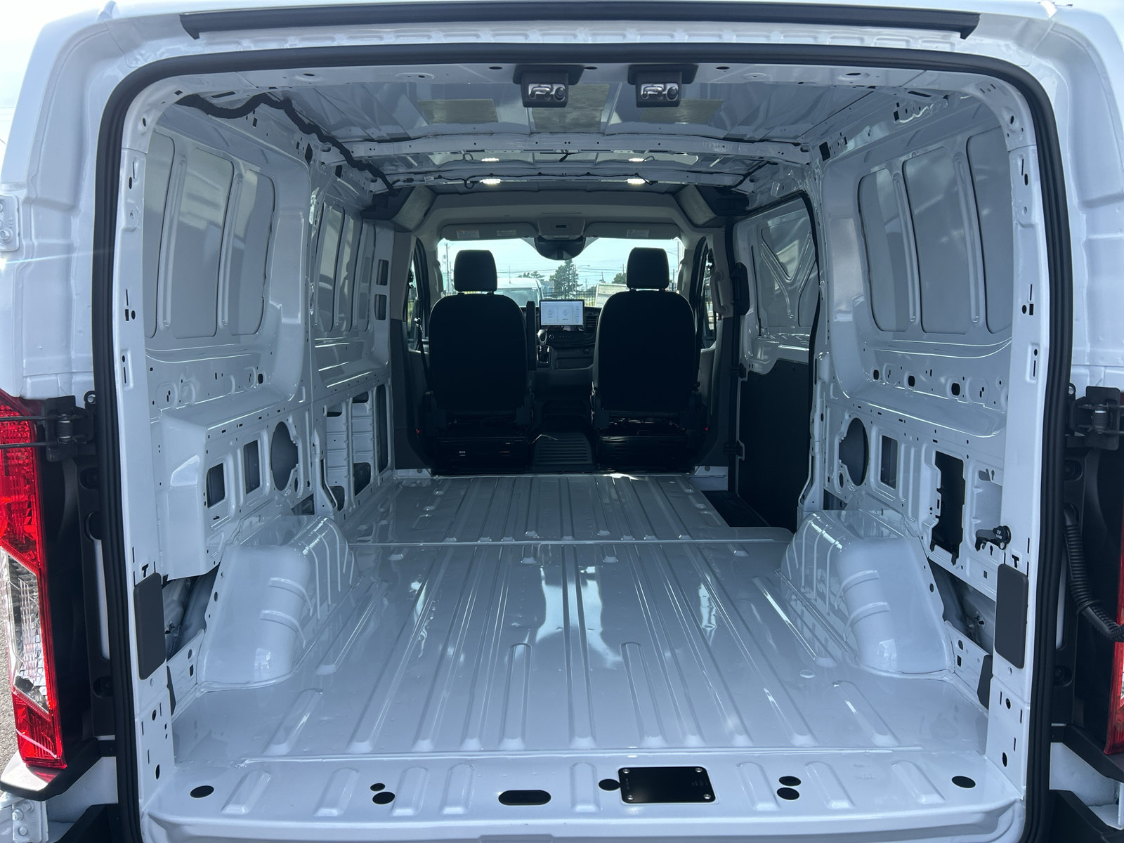 New 2026 Ford Transit 150 Low Roof RWD image 33