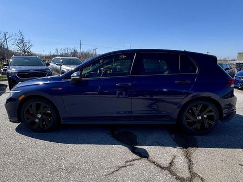 Used 2022 Volkswagen GTI SE image 2