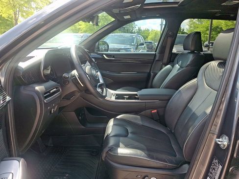 Used 2024 Hyundai Palisade Calligraphy FWD image 13