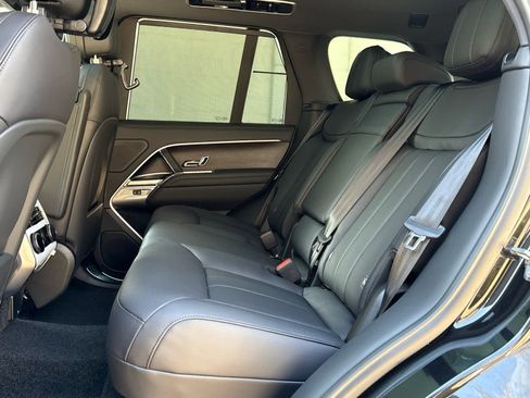 New 2026 Land Rover Range Rover SE AWD/4WD image 14