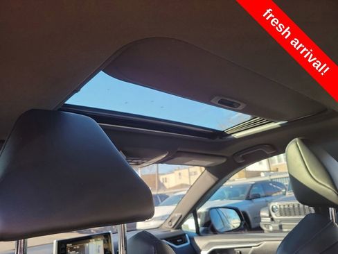 Used 2019 Toyota RAV4 XSE image 13