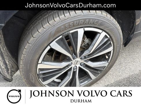 Used 2023 Volvo XC60 B5 Plus w/ Climate Package FWD image 19
