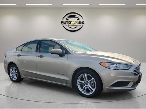 Used 2018 Ford Fusion S image 1