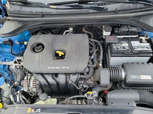 Used 2017 Hyundai Elantra SE image 22