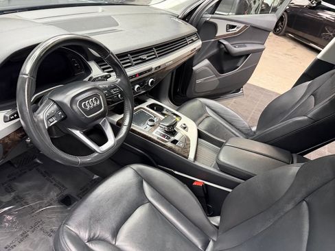 Used 2018 Audi Q7 2.0T Premium Plus w/ Premium Plus Package AWD/4WD image 32