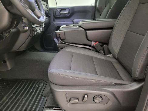 New 2026 Chevrolet Silverado 1500 Custom Trail Boss w/ Dark Appearance Package image 2