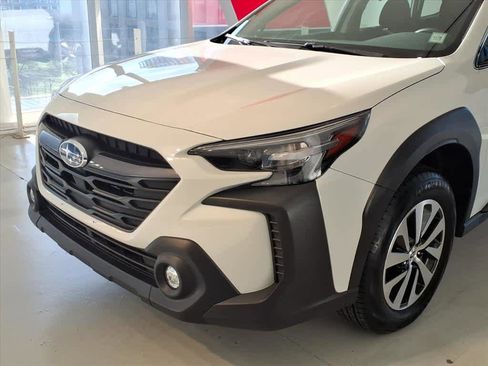 Used 2024 Subaru Outback image 7