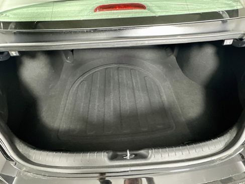 Used 2025 Hyundai Elantra SEL FWD image 29