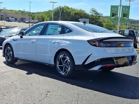 New 2026 Hyundai Sonata SEL image 3