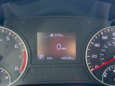 Used 2019 Kia Optima LX image 14