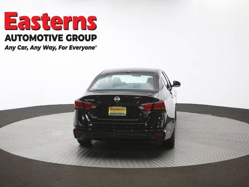 Used 2025 Nissan Altima 2.5 SV FWD image 37
