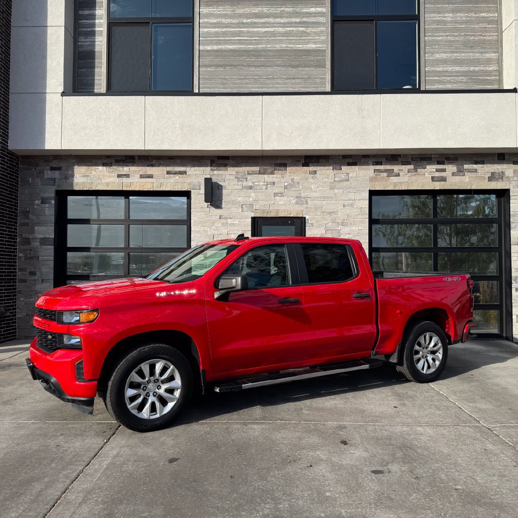 Used 2019 Chevrolet Silverado 1500 Custom w/ Custom Value Package AWD/4WD image 7