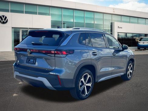 New 2026 Volkswagen Tiguan SE image 5