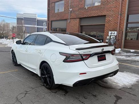 Used 2021 Nissan Maxima SR w/ Sport Mat Group image 18
