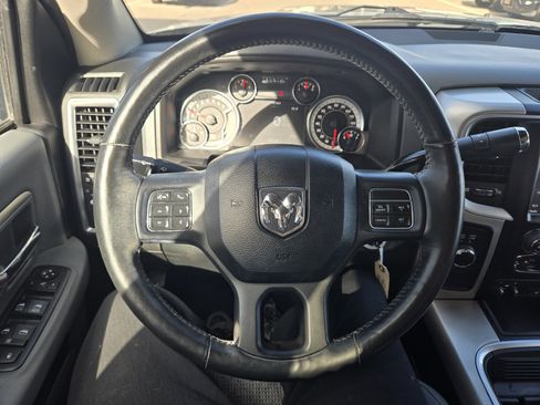 Used 2018 RAM 3500 Big Horn image 8