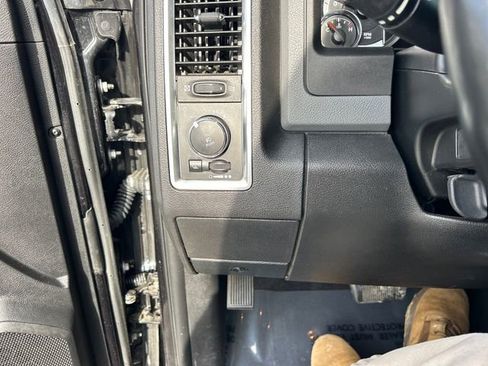 Used 2018 RAM 1500 Big Horn image 29