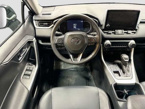 Used 2025 Toyota RAV4 XLE Premium AWD/4WD image 22
