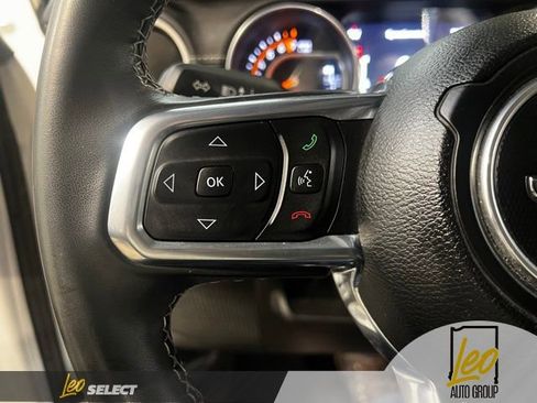 Used 2022 Jeep Wrangler Unlimited Sahara w/ Safety Group image 13