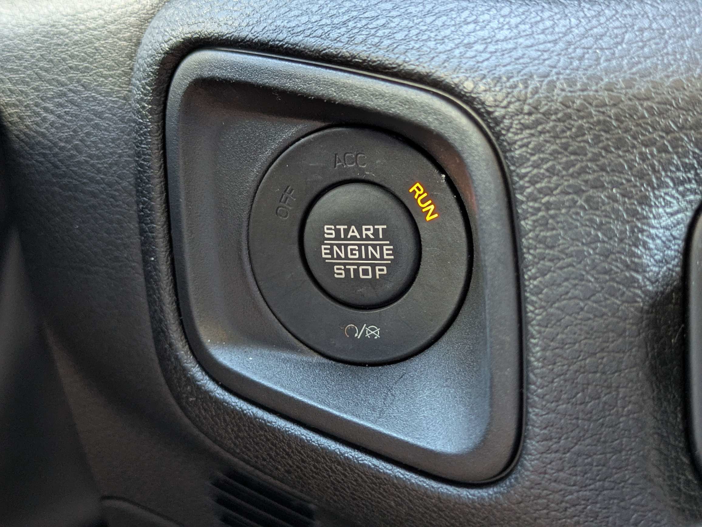 Used 2024 Jeep Wrangler Unlimited Sport AWD/4WD image 47