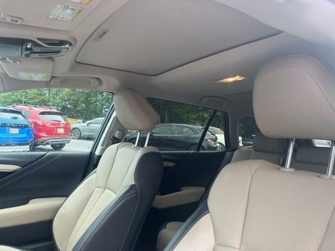 Used 2022 Subaru Outback Limited AWD/4WD image 15