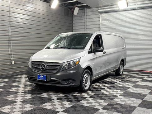 Used 2020 Mercedes-Benz Metris image 35