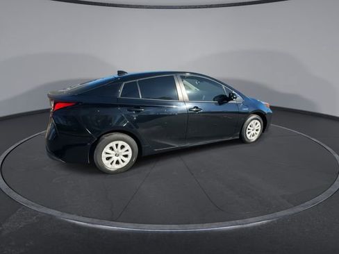 Used 2021 Toyota Prius LE image 14