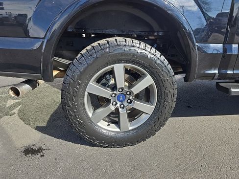 Used 2017 Ford F150 Lariat image 30