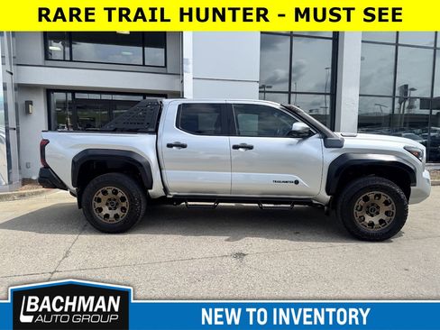 Used 2024 Toyota Tacoma 4x4 Double Cab Hybrid image 2