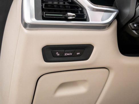 Certified 2024 BMW X5 xDrive40i w/ Premium Package image 20