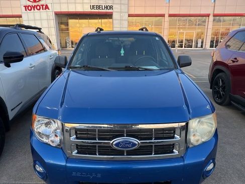 Used 2011 Ford Escape XLT w/ 201A Rapid Spec Order Code image 12