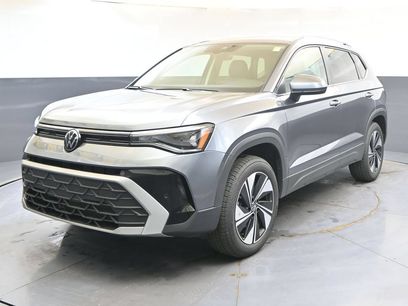 Used 2025 Volkswagen Taos SE