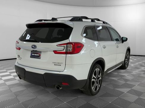 Used 2024 Subaru Ascent Touring AWD/4WD image 5