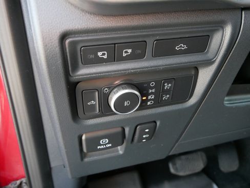 Used 2022 Ford F150 Lariat AWD/4WD image 24