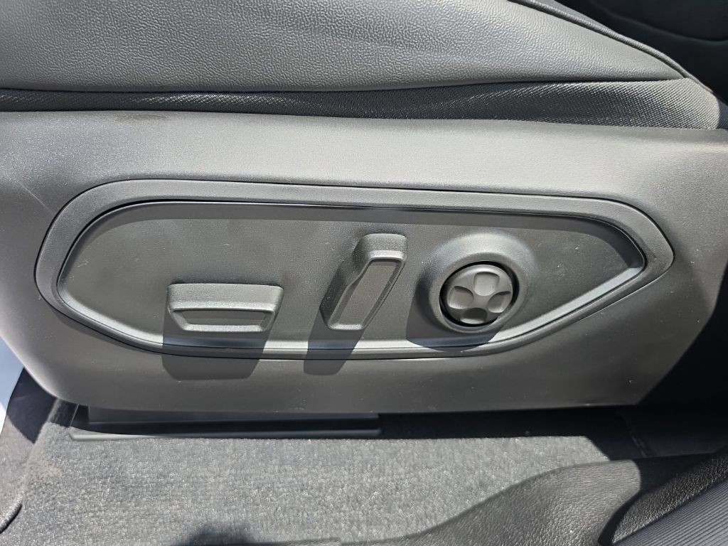 New 2026 Jeep Grand Cherokee L 4WD image 16