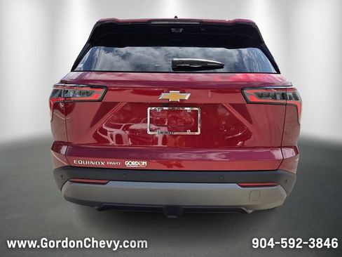New 2026 Chevrolet Equinox LT w/ Convenience Package II AWD/4WD image 5