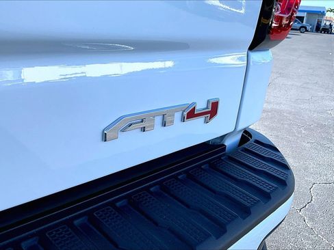 Used 2025 GMC Sierra 1500 AT4 AWD/4WD image 5
