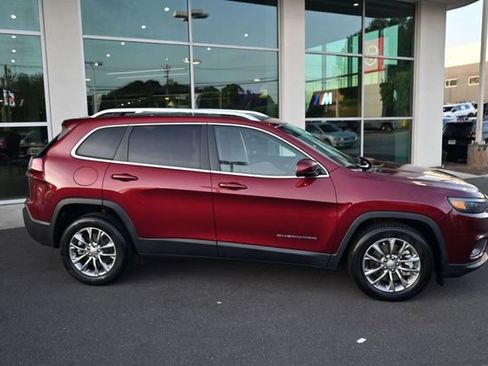 Used 2021 Jeep Cherokee Latitude Lux w/ Sun & Sound Group FWD image 7