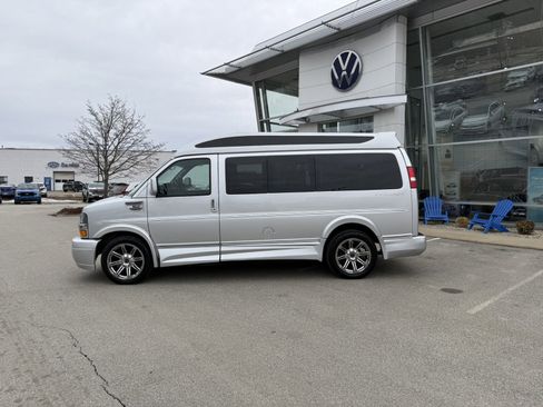 Used 2015 Chevrolet Express 2500 image 8