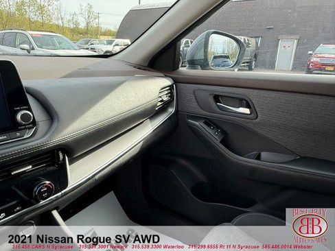 Used 2021 Nissan Rogue SV AWD/4WD image 13