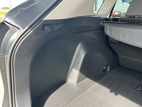Used 2024 Toyota RAV4 XLE FWD image 16
