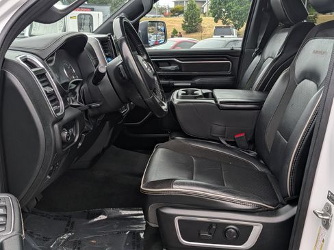 Used 2023 RAM 1500 Laramie AWD/4WD image 6