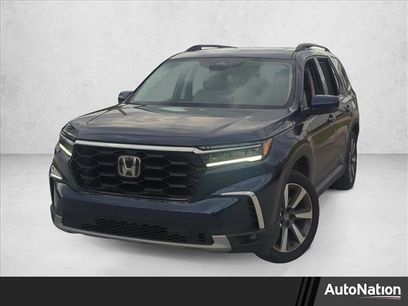 Used 2025 Honda Pilot Touring