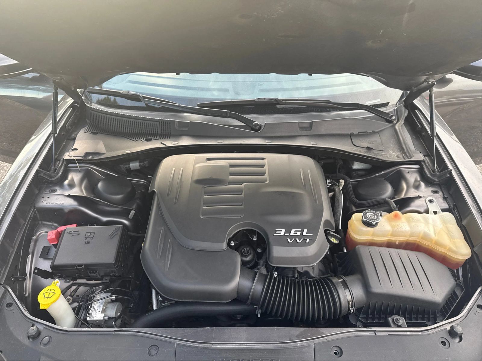 Used 2022 Dodge Charger SXT RWD image 21